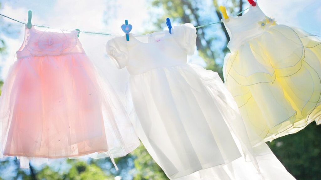 Strickanleitung kinderkleid kostenlos – Schnittmuster als PDF herunterladen