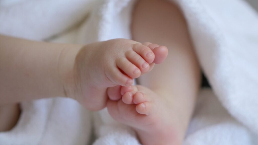 Baby Fäustlinge Strickanleitung – kostenlose PDF zum Herunterladen