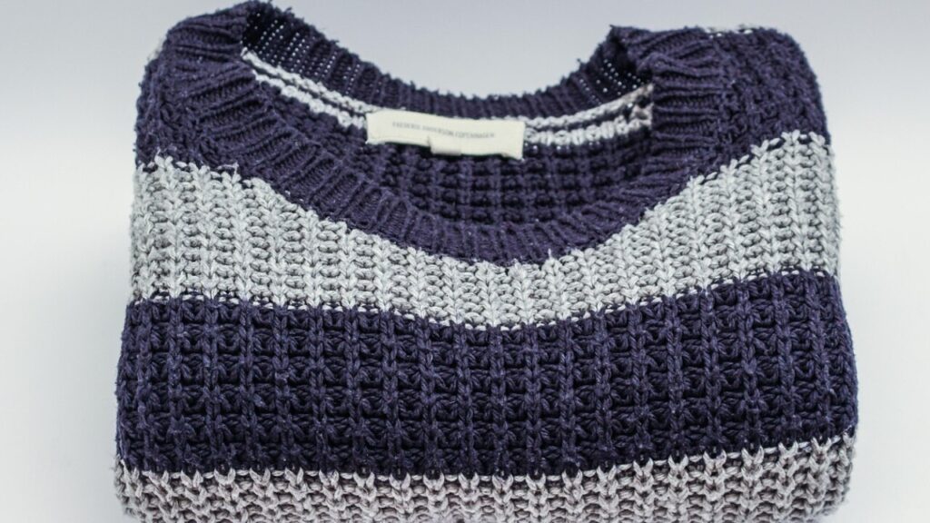 Strickanleitung Pullover Damen kostenlos als PDF herunterladen