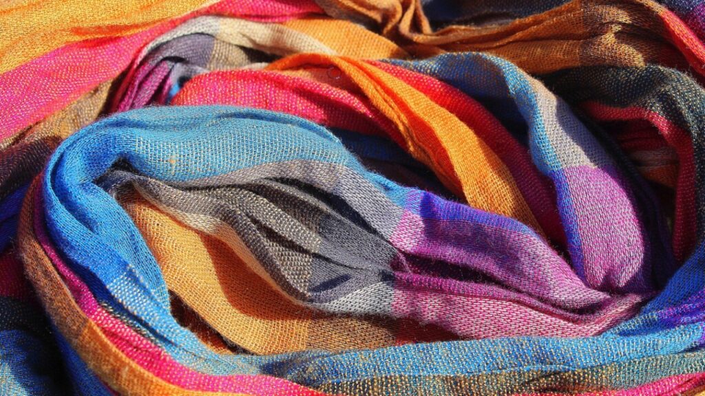 Strickanleitung Schulterschal – kostenlos als PDF herunterladen