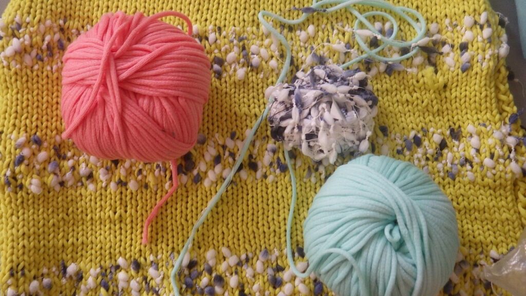 Bandana Strickanleitung kostenlos als PDF herunterladen